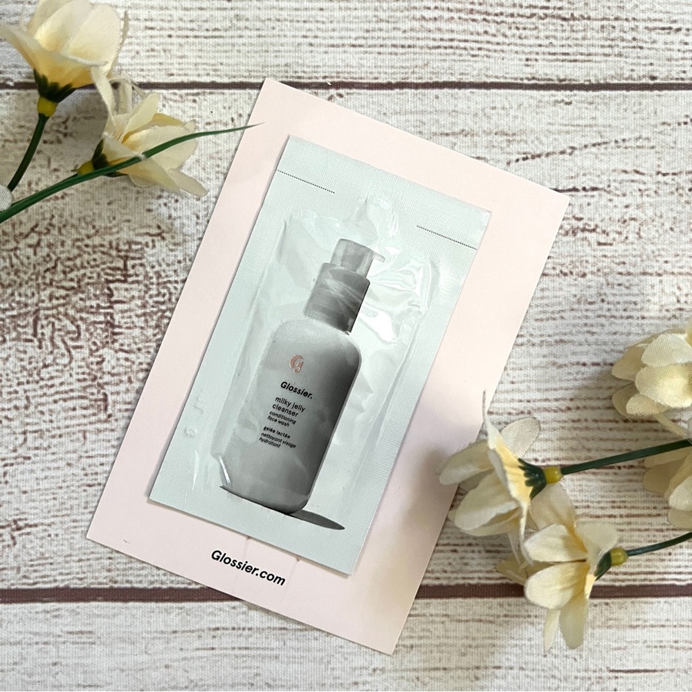 Glossier Milky Jelly Cleanser